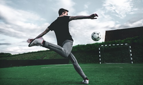 世界杯官方合作平台展示 - 足球赛场精彩瞬间